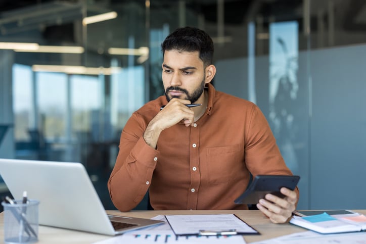 The Attention Economy of Recruitment